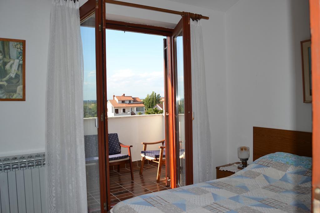 Apartments Cavae Romanae ميدولين الغرفة الصورة