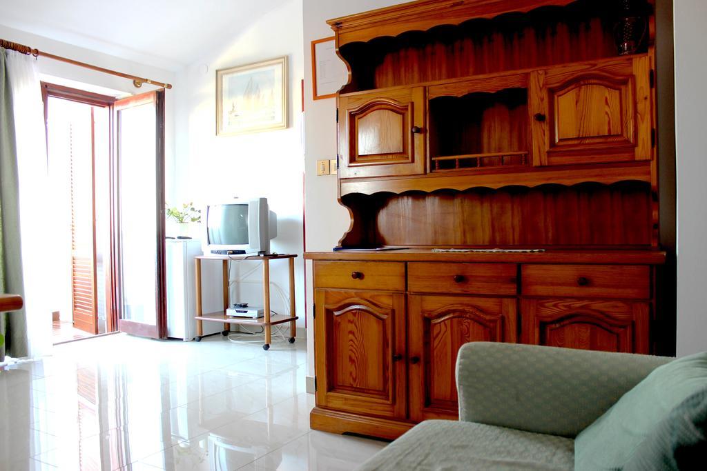 Apartments Cavae Romanae ميدولين المظهر الخارجي الصورة