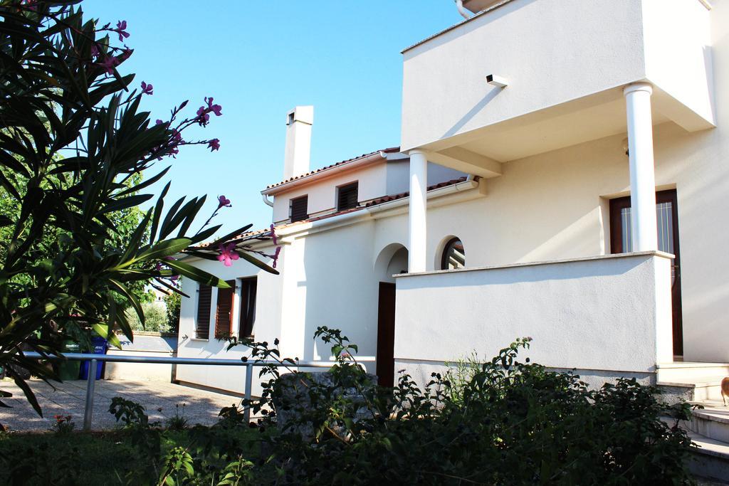 Apartments Cavae Romanae ميدولين المظهر الخارجي الصورة