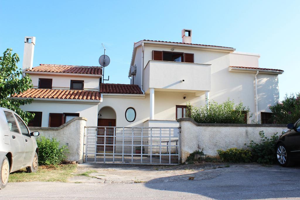 Apartments Cavae Romanae ميدولين المظهر الخارجي الصورة